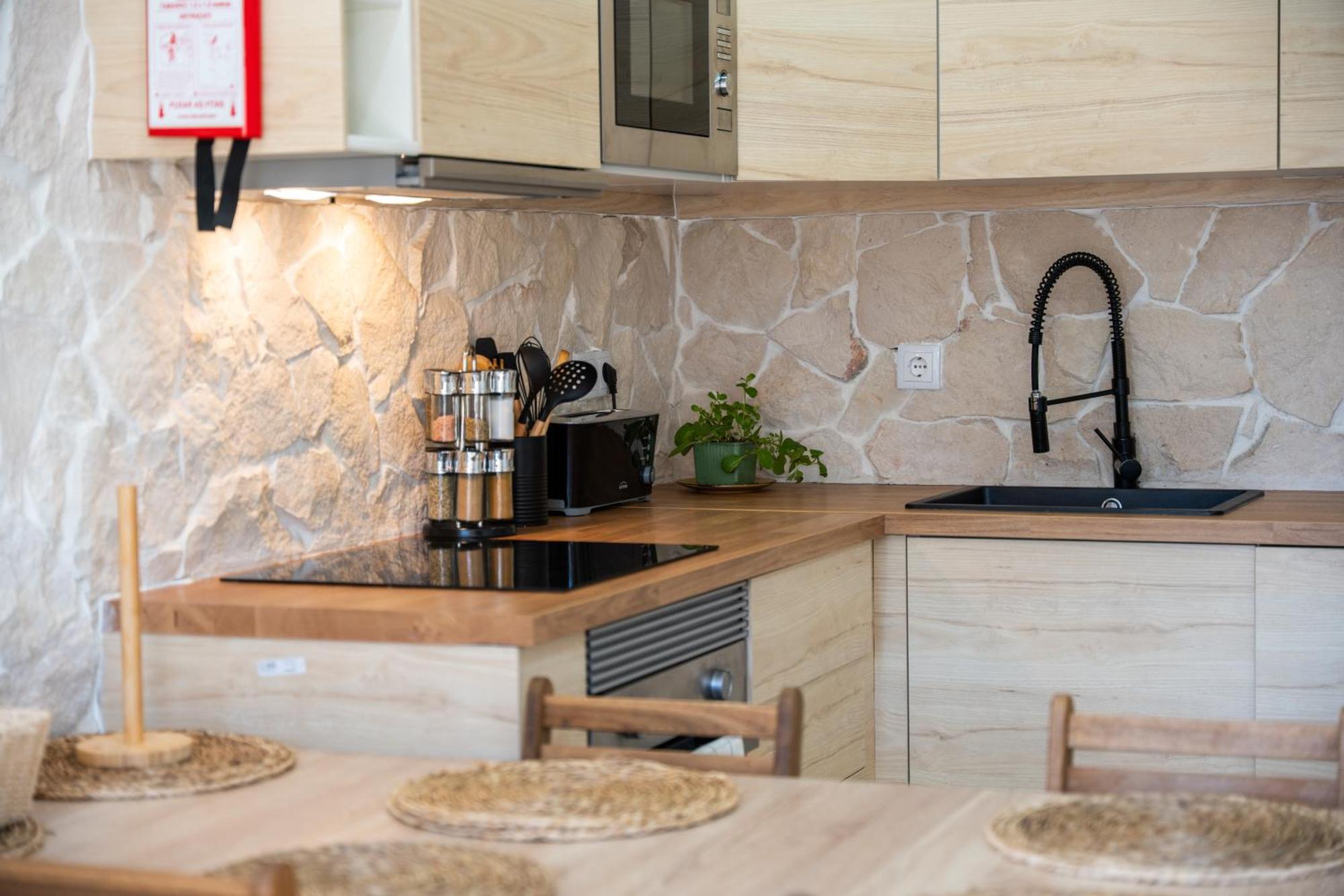 Gyula Old Town Apartment 알부페이라 외부 사진